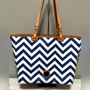 Dooney & Bourke Signature Logo Navy Chevron Vachetta Leather Large Shopper Tote.